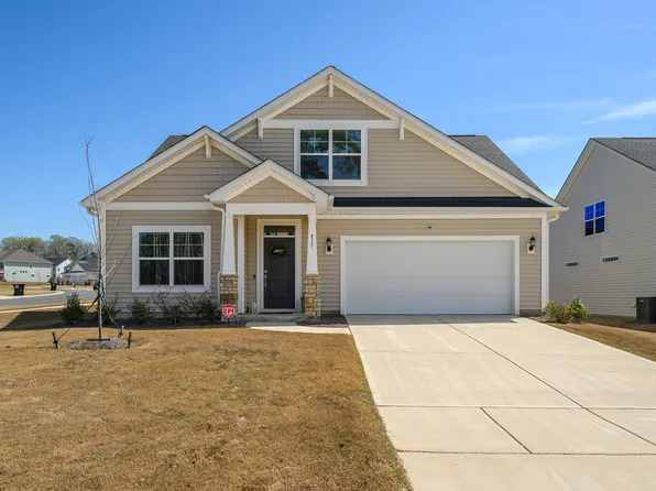 411 N Maple Walk Dr, Garner, NC 27529