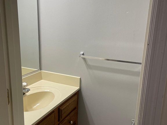 4th image of 115 W Galloway Ct