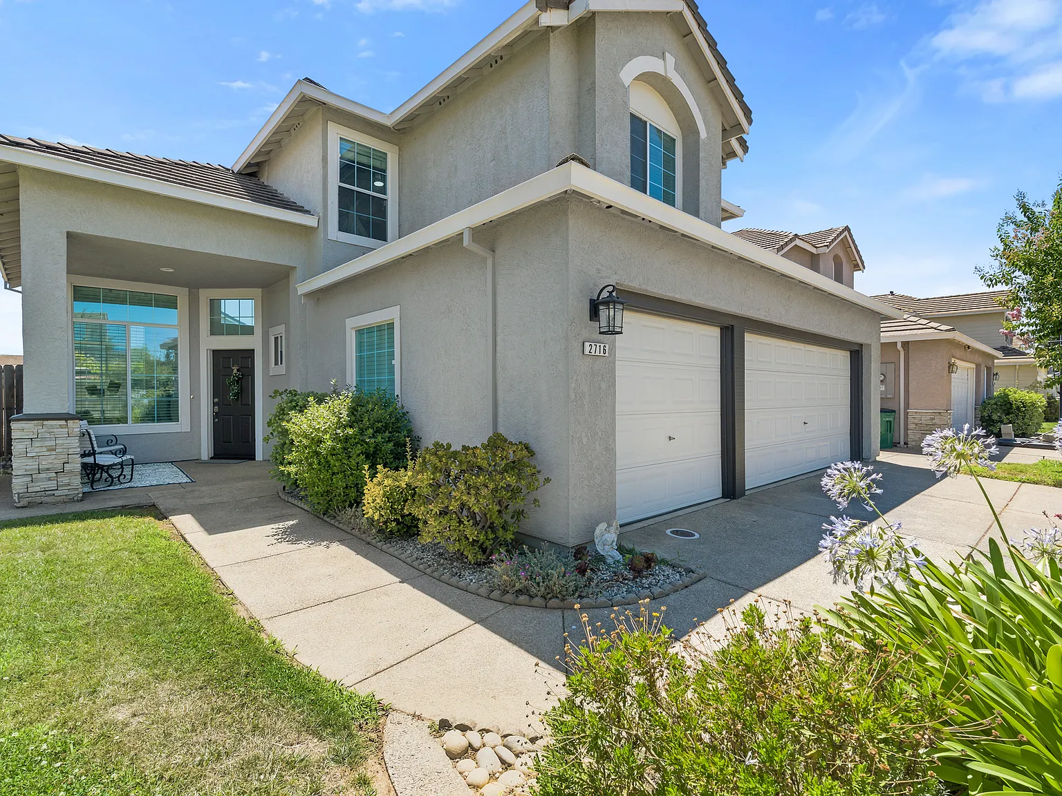 4 bed, 2.5 bath, 1815 sqft, $2,895 — Photo 2