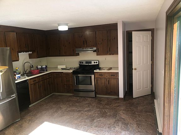 2nd image of 76 Sandy Brook Dr #2