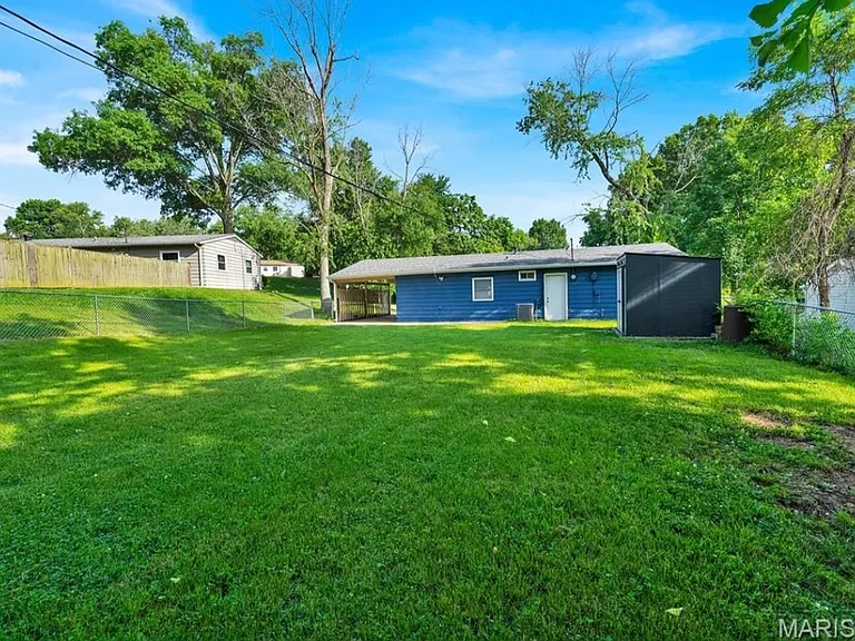 283 Ramsey Ln — Photo 18
