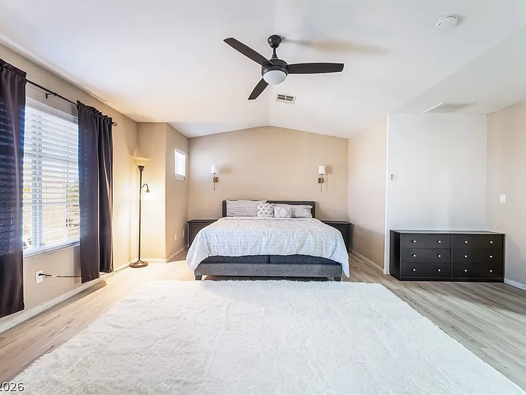 1179 Antoinette St — Photo 15