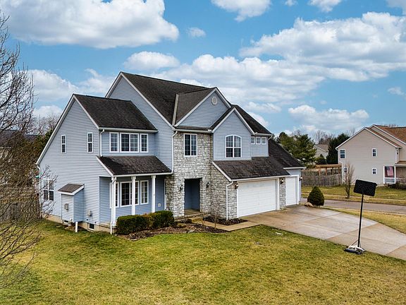 4th image of 11 Wildflower Dr