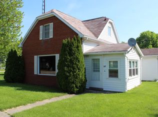 307 N Chicago St, Royal Center, IN 46978