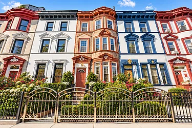 24 Saint Francis Place