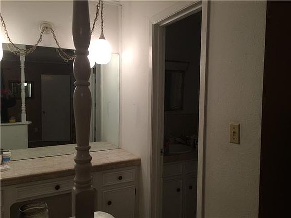 5th image of 13667 Twin Creek Ln