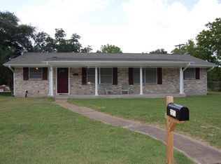 201 Redmond Dr, College Station, TX 77840