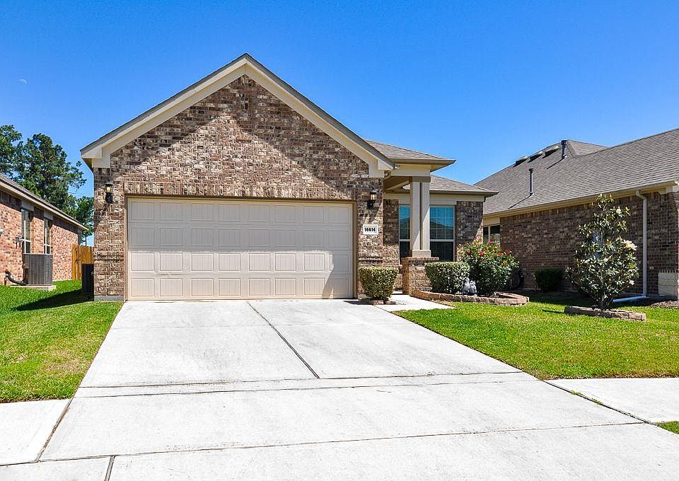 1st image of 16614 Lake Aquilla Ln