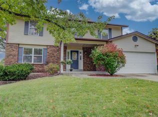 1203 Tara Ln, Saint Charles, MO 63304