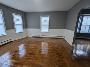 123 Lawrence St #1, Clinton, MA 01510