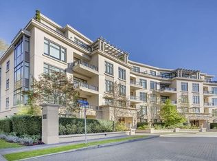 508 Waters Edge Cres #401, West Vancouver, BC