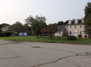 53 Evergreen Dr, Seekonk, MA 02771