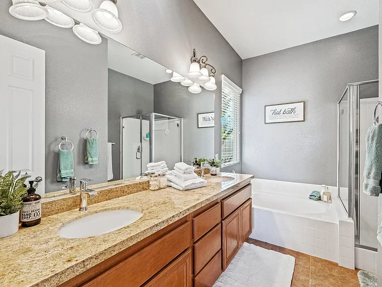 79704 Castille Dr — Photo 16