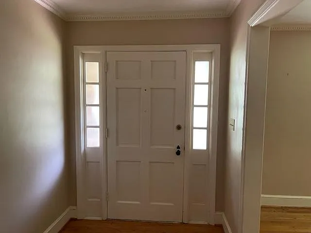 5 bed, 2778 sqft, $4,200 — Photo 2