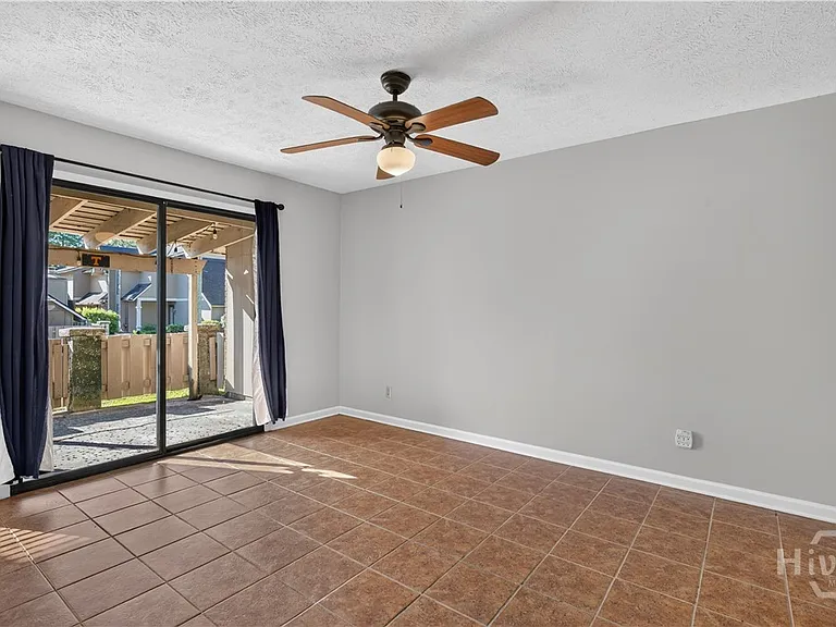 459 Mall Blvd #23 — Photo 21