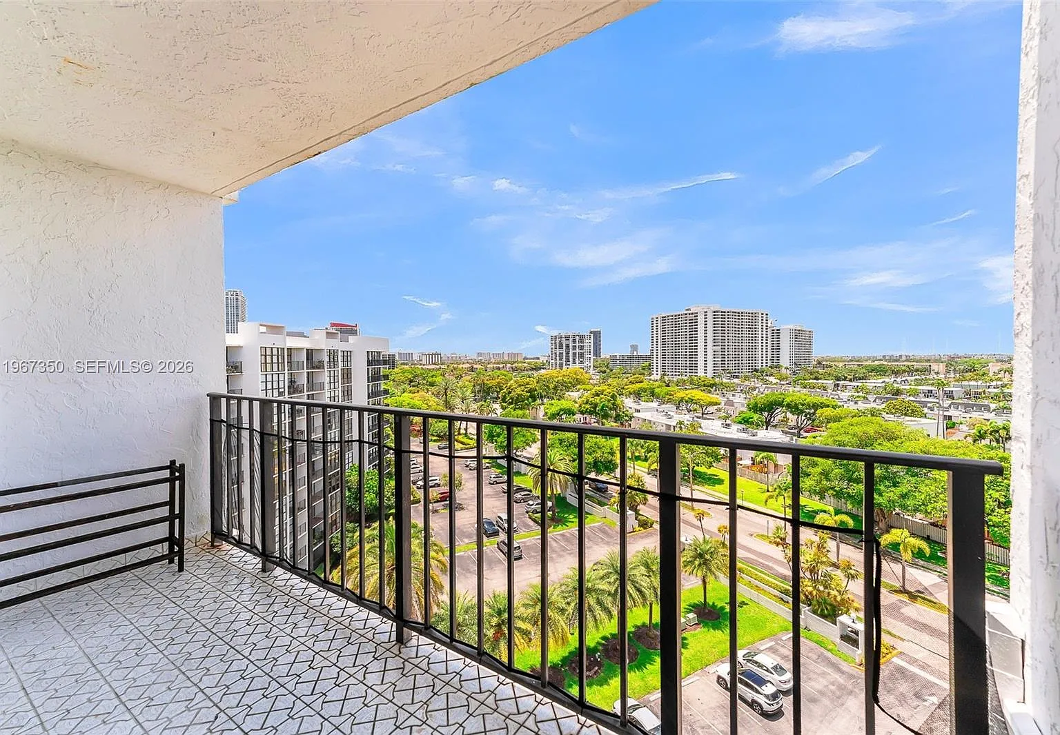 Oceanview Park Condo — Photo 2