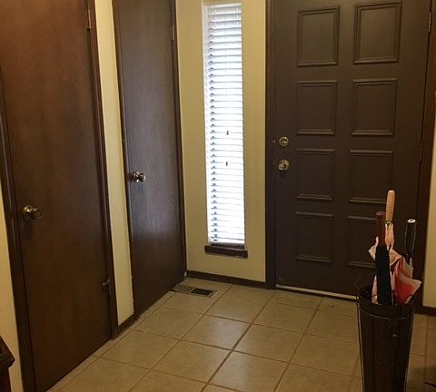 3rd image of 3314 W 29th Ct