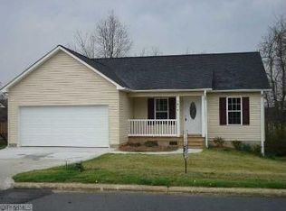 1014 Georgia Ave, Thomasville, NC 27360
