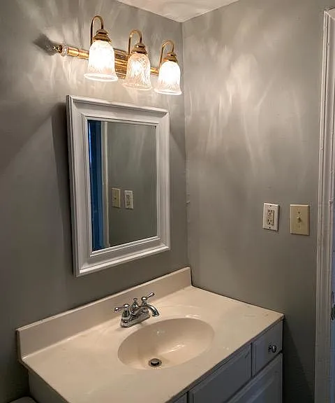 Full bathroom