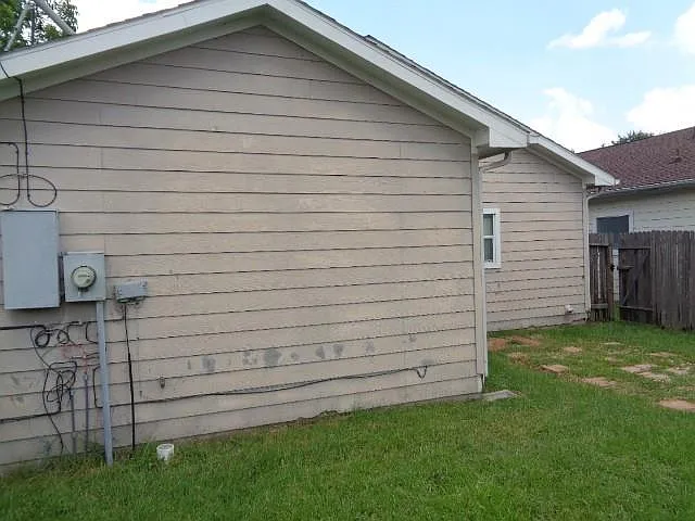 10223 Checkerberry Park Ln — Photo 17