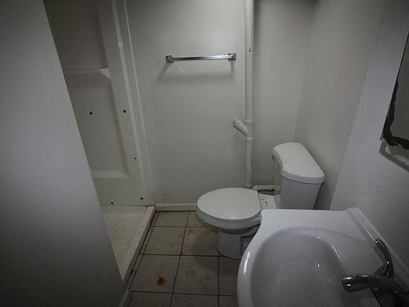4th image of 3053 Guilford Ave APT 1