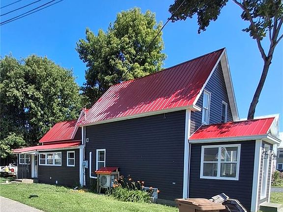 2nd image of 148 Union St