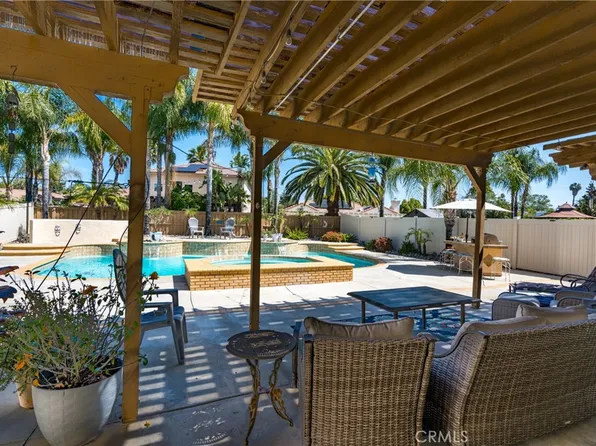 29248 Oakmont Ct, Murrieta, CA 92563