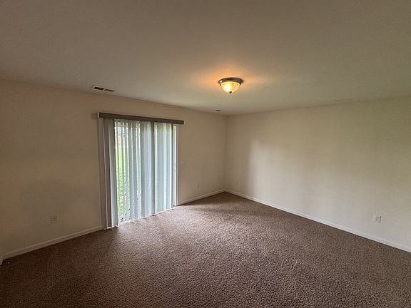 5th image of 172 Drexel Ct #1