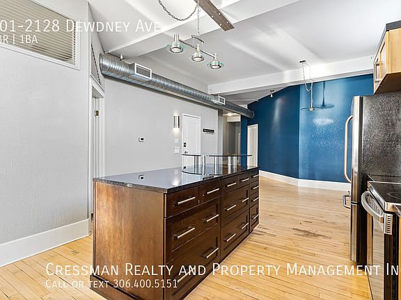 5th image of 2128 Dewdney Ave #301