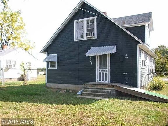 4th image of 3504 Valley Pike