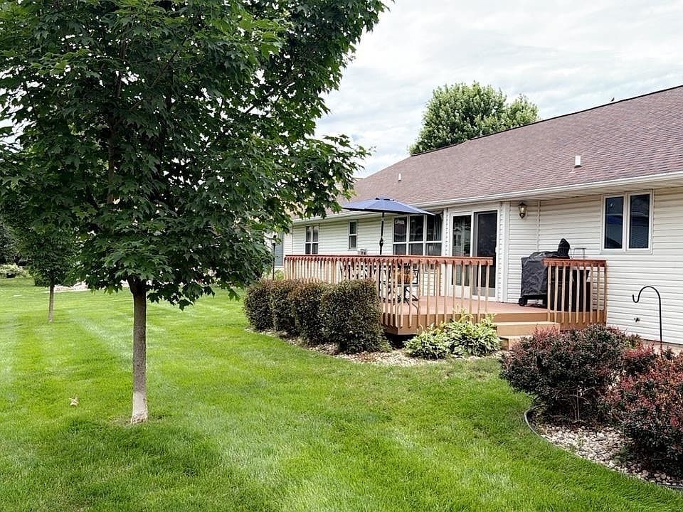 2nd image of 704 Augusta Dr