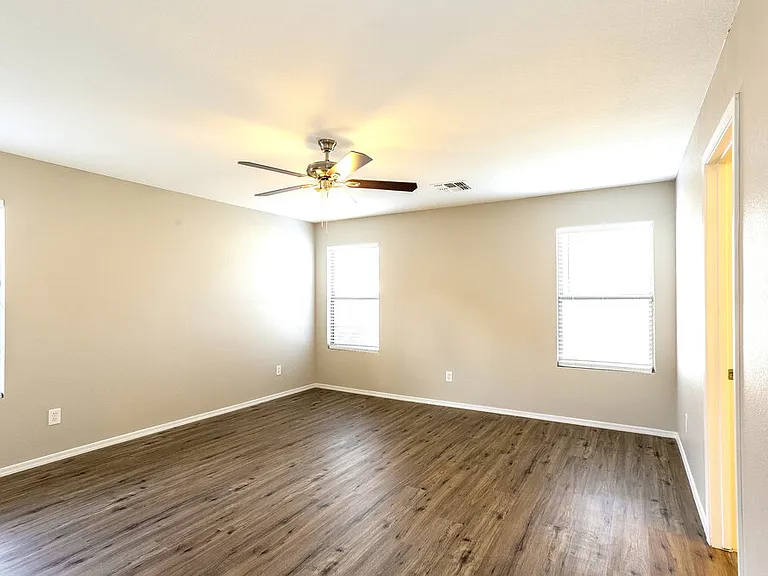 2544 W Romley Rd — Photo 10