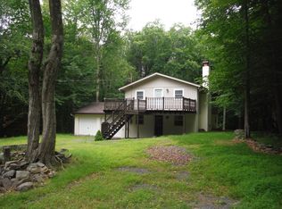 354 Ridge Rd, Pocono Lake, PA 18347