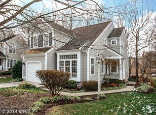 11631 Springhouse Pl, Reston, VA 20194