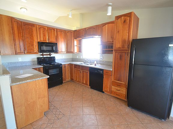 3rd image of 6248 W North Ln