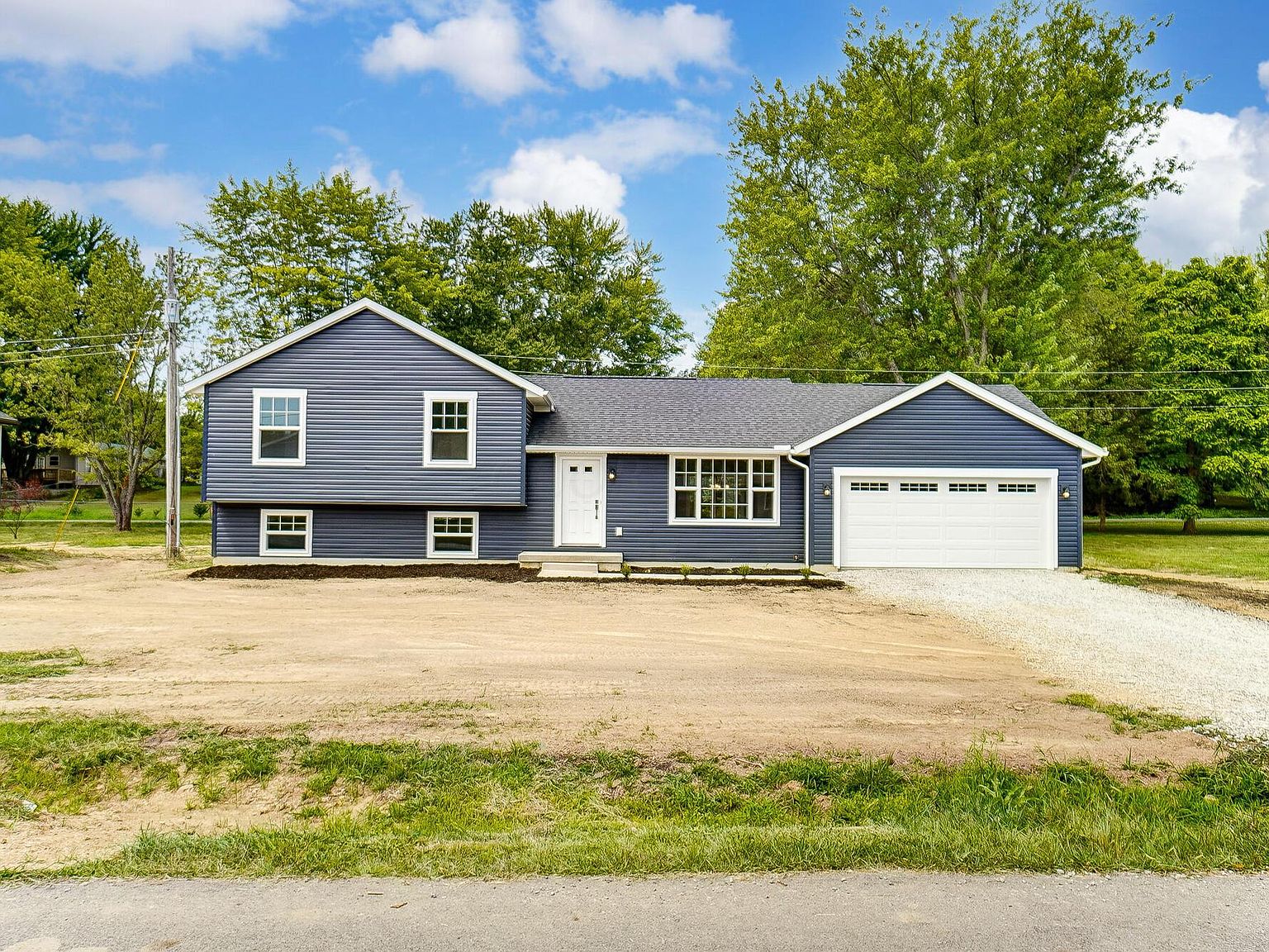 146 Ohio Ave SW, Pataskala, OH 43062 | Zillow