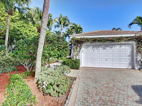 Home For Sale In Addison Reserve