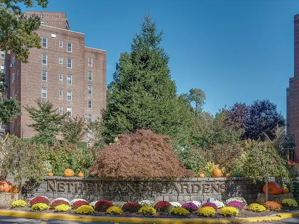 5650 Netherland Ave APT 3C, Bronx, NY 10471