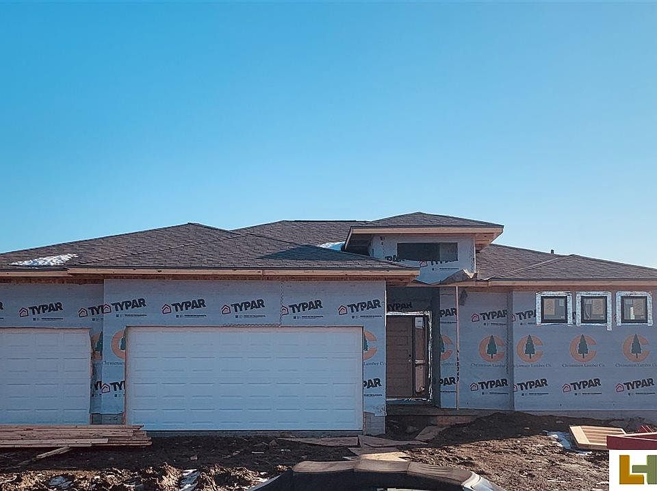 1st image of 11511 S 168th Ave