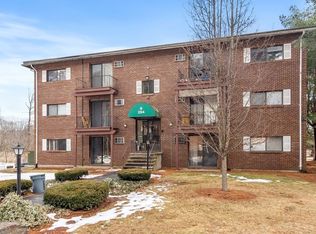 284 Codman Hill Rd APT 2B, Boxboro, MA 01719
