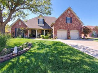 3008 Barn Swallow Rd, Enid, OK 73703
