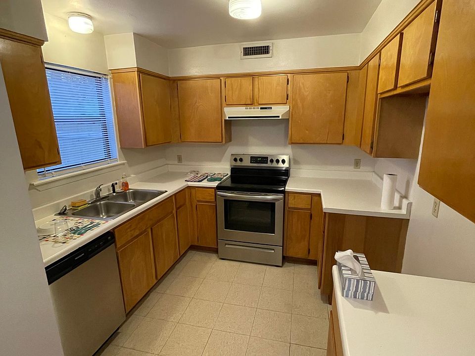1st image of 47 Standley Ave