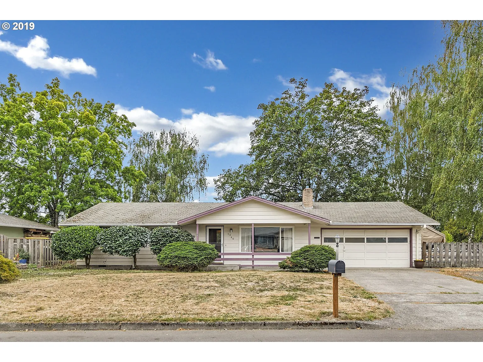 1346 NE Arrowwood St photo 1