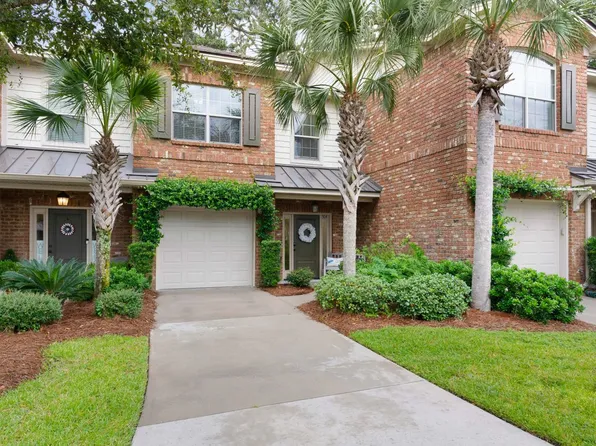 504 Reserve Ln, Saint Simons Island, GA 31522