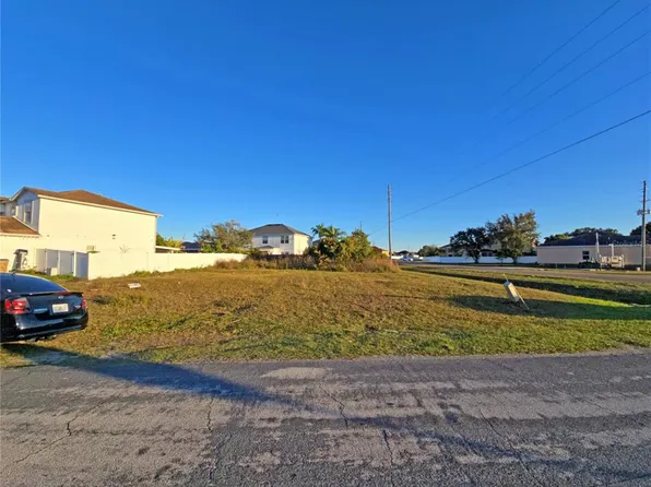 100 Mediterranean Ct #18, Kissimmee, FL 34758