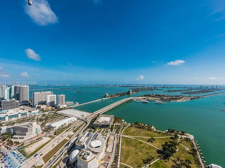 900 Biscayne Blvd #Penthouse 6205 — Photo 16
