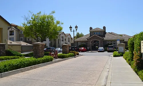 1360 Shady Ln #XXX Photo 1