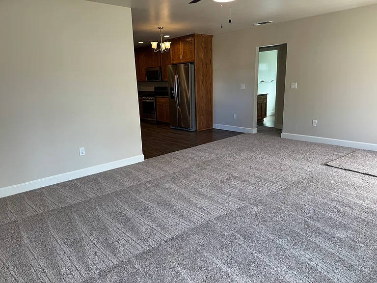 2036 Oak St #1 — Photo 3