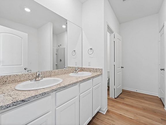 5th image of 116 Paradise Canyon Dr