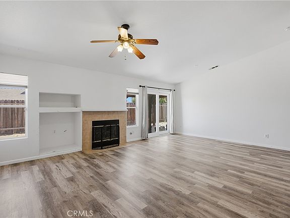 5th image of 31565 Hamburg Cir